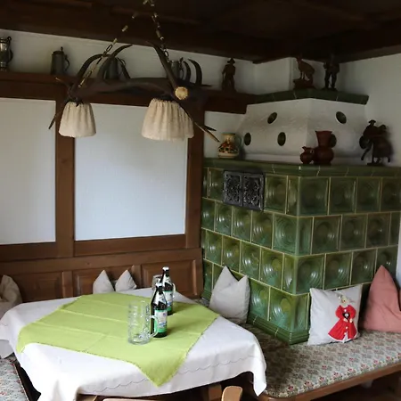 Haus Renn *